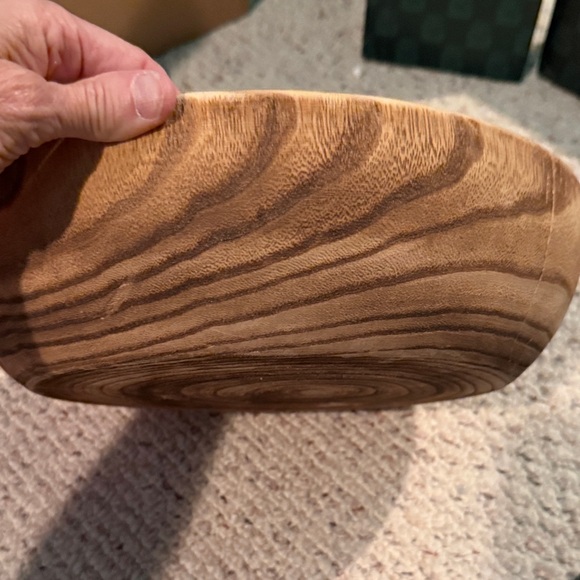 Natural Wood Grain Bowl - Picture 3 of 5